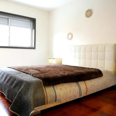 Appartement With 3 Bedrooms In With Furnished Terrace And Wifi 500 M From The Beach *