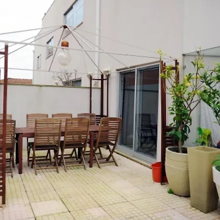 With 3 Bedrooms In With Furnished Terrace And Wifi 500 M From The Beach São Félix da Marinha