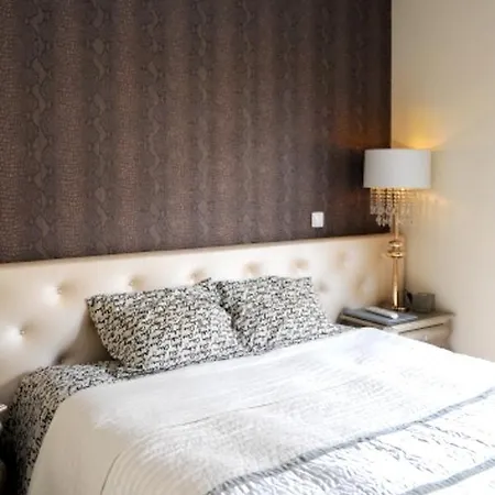 With 3 Bedrooms In With Furnished Terrace And Wifi 500 M From The Beach Appartement *
