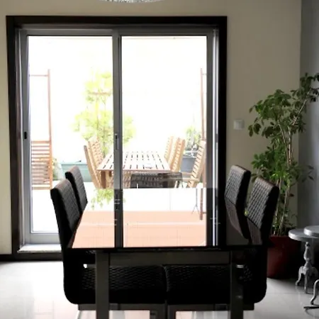 Appartement With 3 Bedrooms In With Furnished Terrace And Wifi 500 M From The Beach *